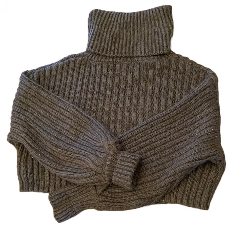 Urban Outfitters Cropped Charcoal Gray Chunky Cowl Neck Sweater – Size Small - Picture 5 of 12